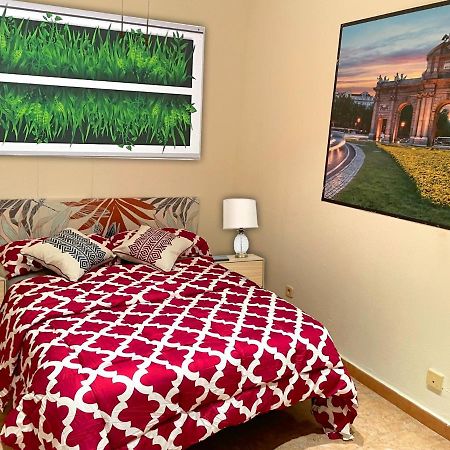 Bed and Breakfast Sol Montera & Parking Tph Мадрид Экстерьер фото