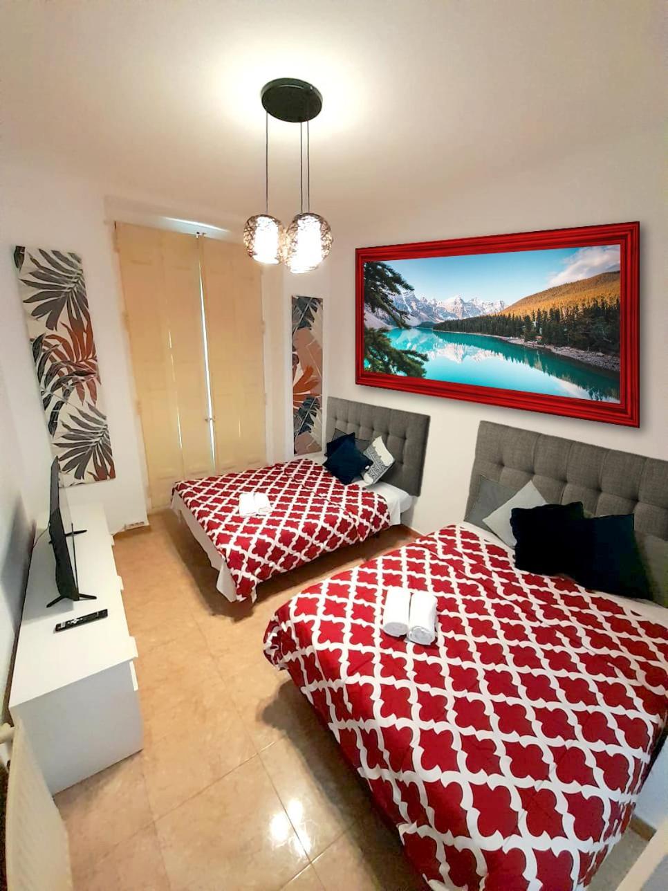 Bed and Breakfast Sol Montera & Parking Tph Мадрид Экстерьер фото
